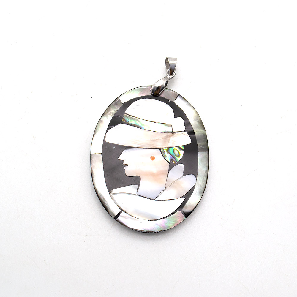 Фото товара кулон-камея перламутр