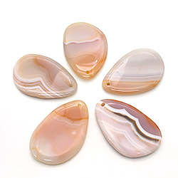 Кулон из агата цвет бежевый 40*60 мм