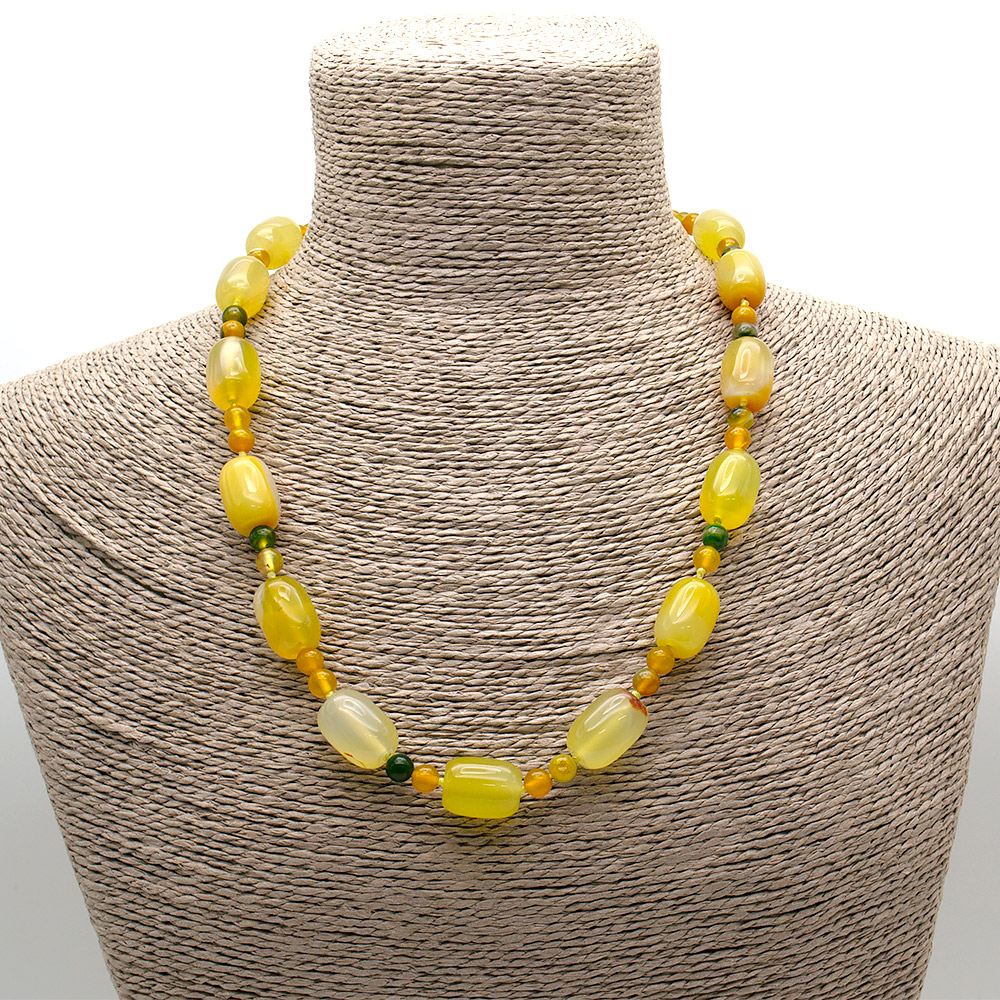 Фото товара бусы из агата тонированного желтого бочонок 18х13 мм