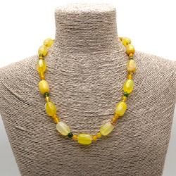 Бусы из агата тонированного желтого бочонок 18х13 мм