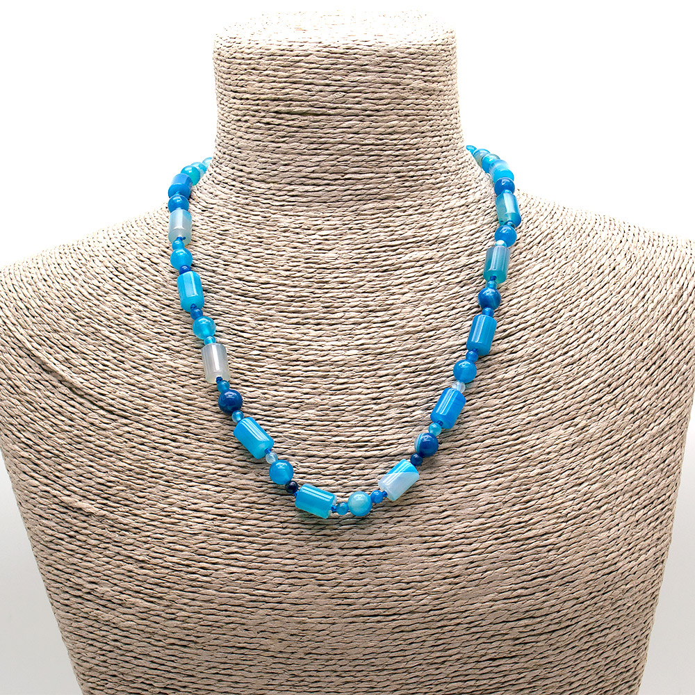 Фото товара бусы из агата тонированного голубого цилиндр 12х8 мм