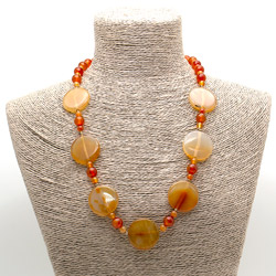 Бусы из сердолика светлого таблетка 30 мм