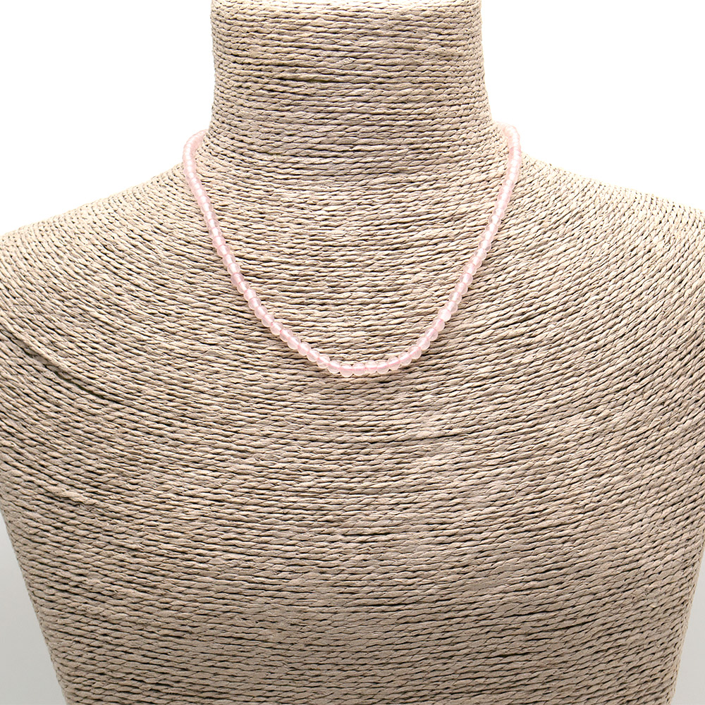 Фото товара бусы-чокер из розового кварца 4 мм