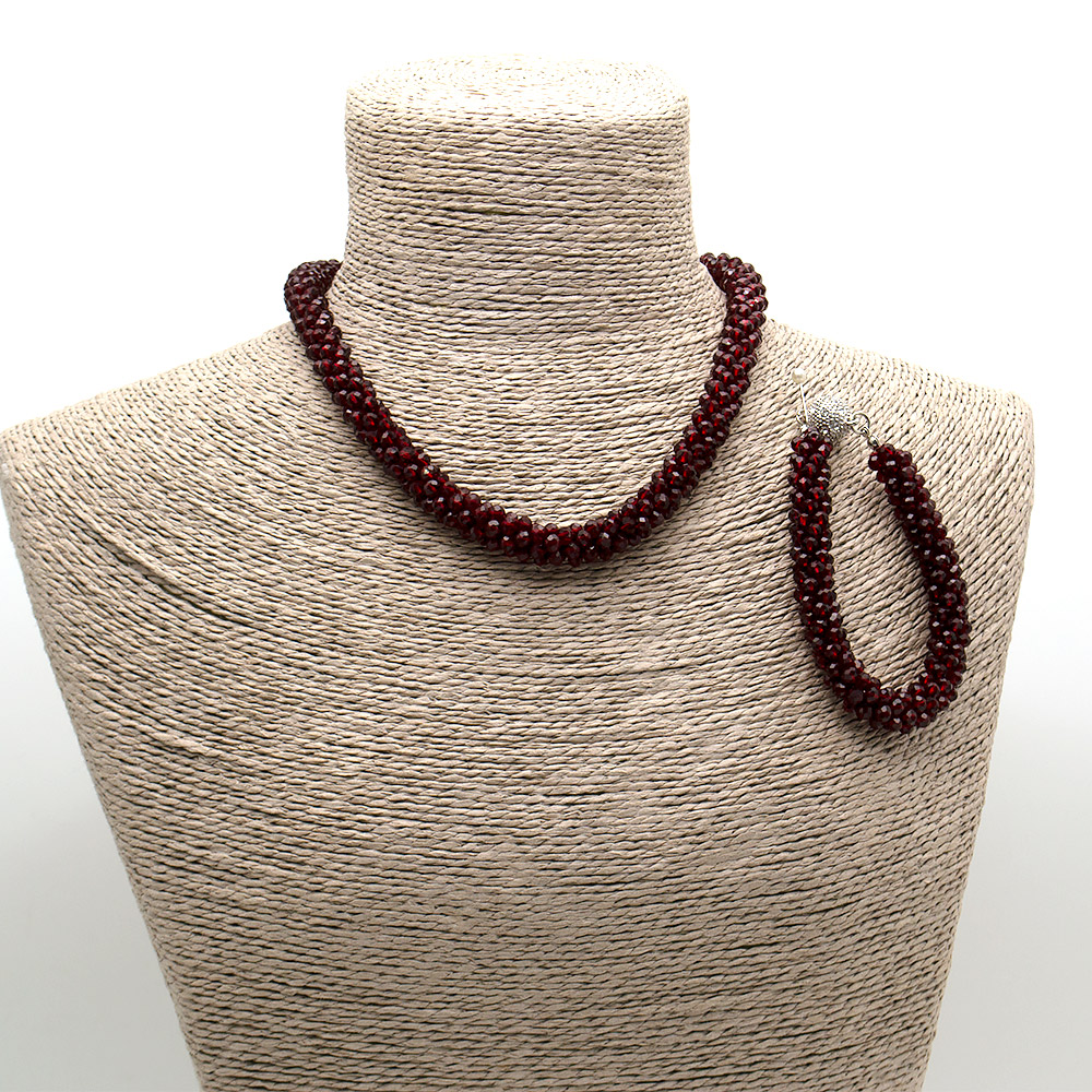 Фото товара бусы,браслет из циркона цвет гранат на магните