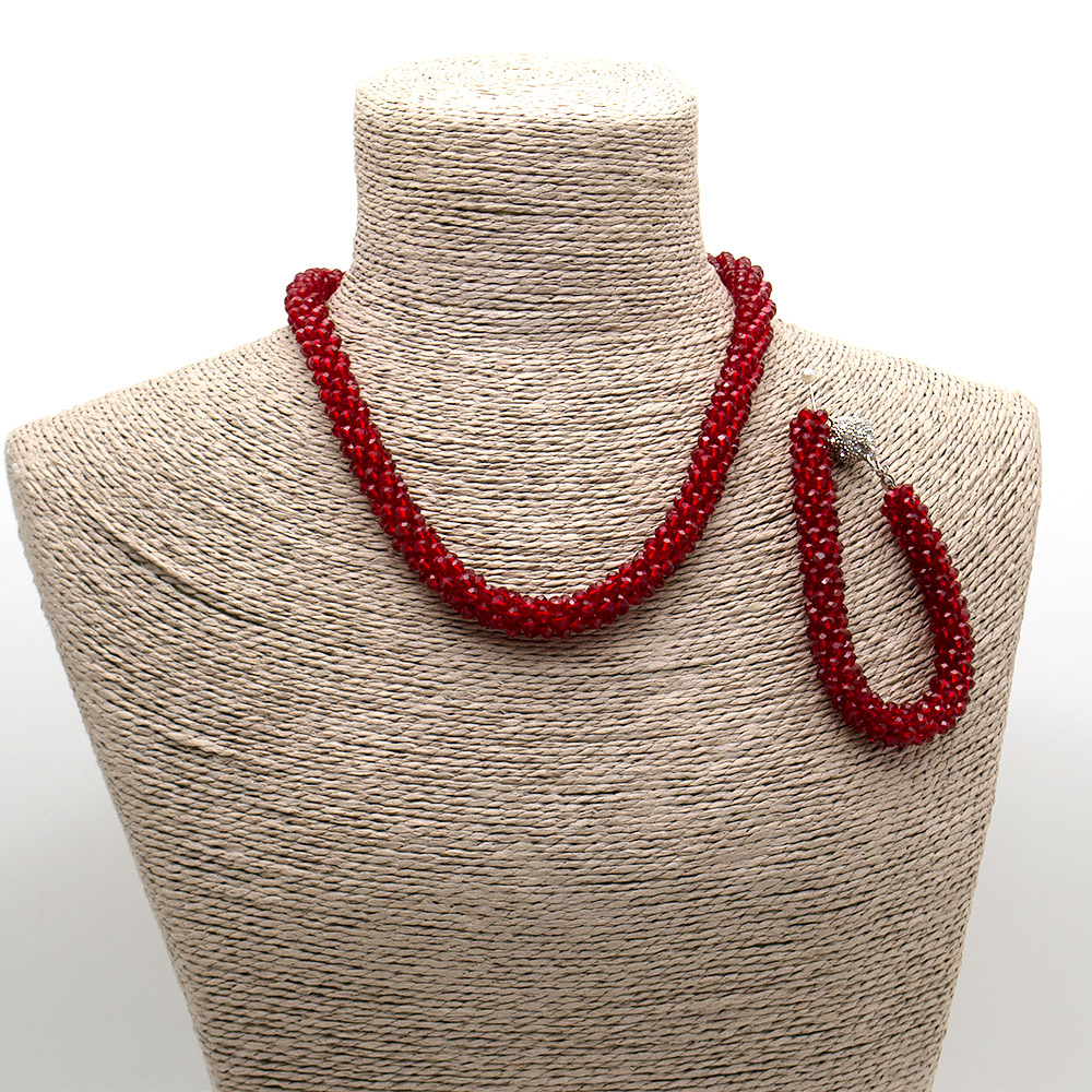 Фото товара бусы,браслет из циркона цвет красный на магните