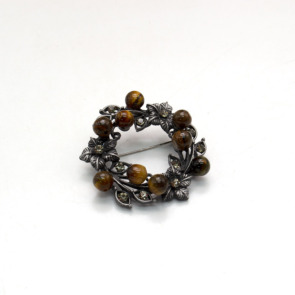 Фото товара брошь "венок с цветами"  тигровый глаз а0098