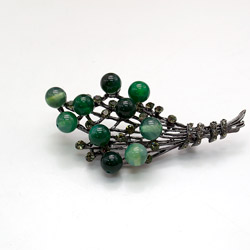 Брошь "Букет с лентой" зеленый агат А0185