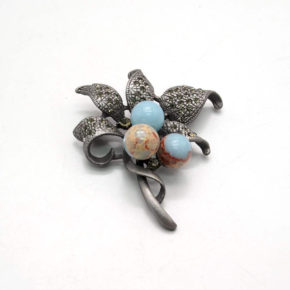 Фото товара брошь "пять лепестков" варисцит а0198