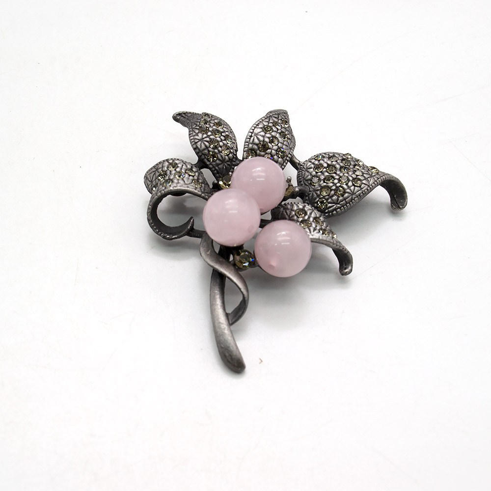 Фото товара брошь "пять лепестков" розовый кварц а0198