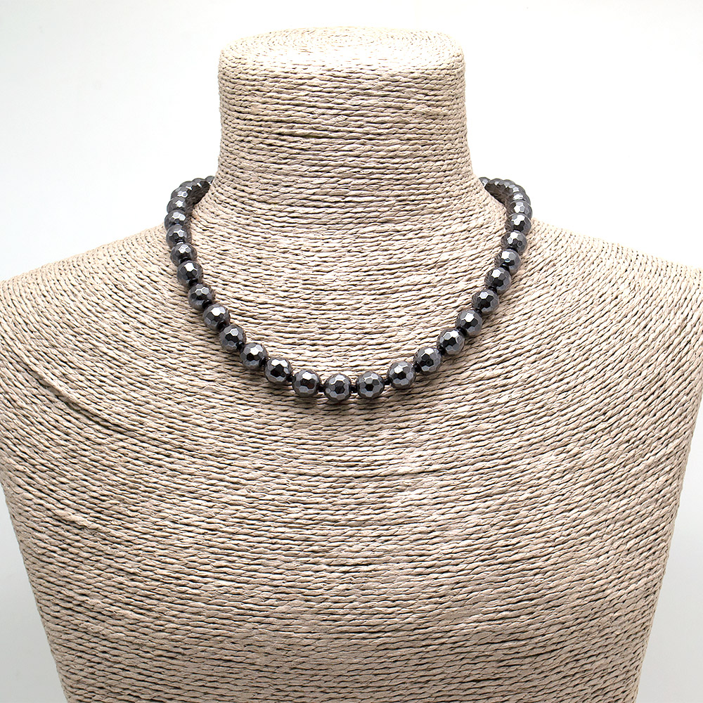 Фото товара бусы из гематита мелкая грань 10мм