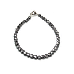 Браслет из гематита сердце грань