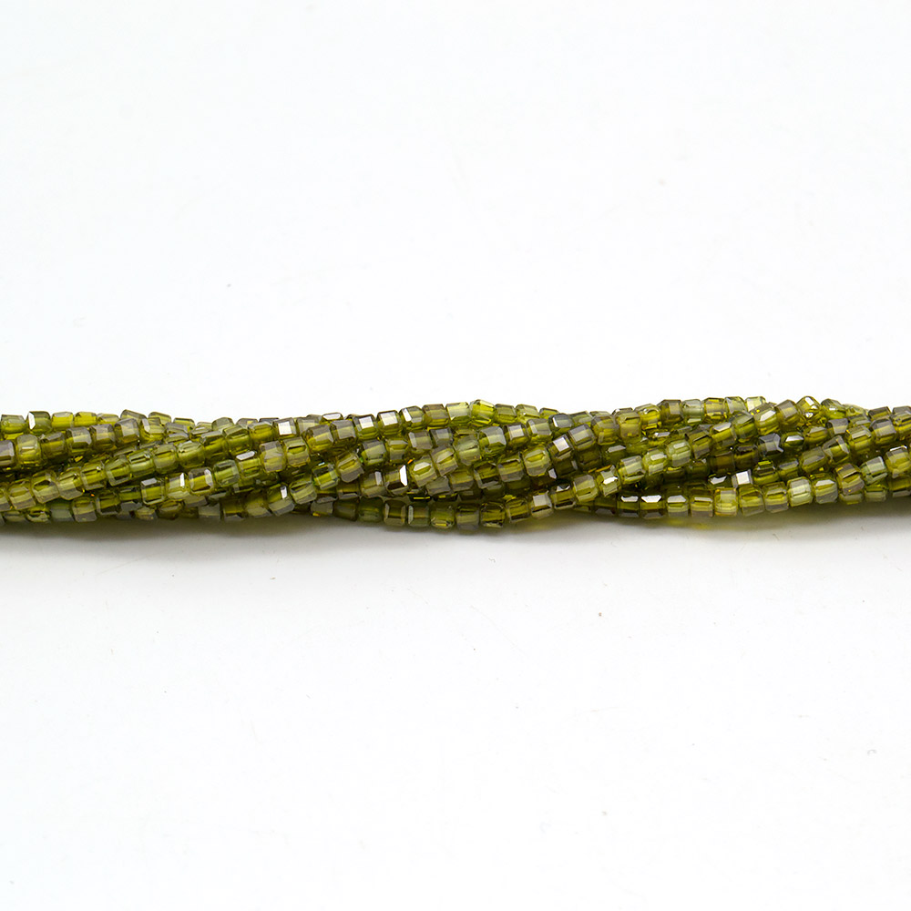 Фото товара циркон кубик цвет хризолит 2.5*2.5 мм