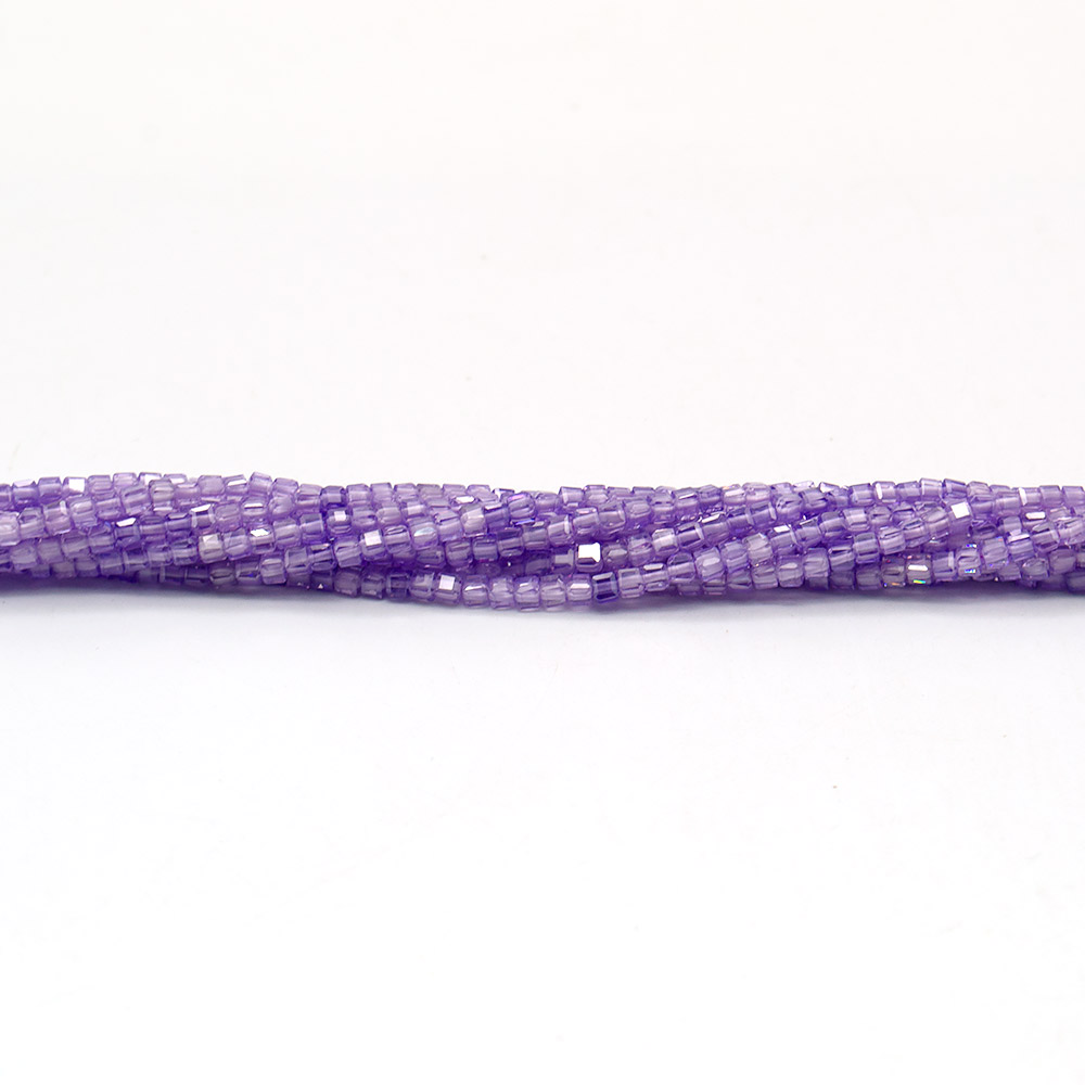 Фото товара циркон цвет аметист кубик 2.5*2.5 мм