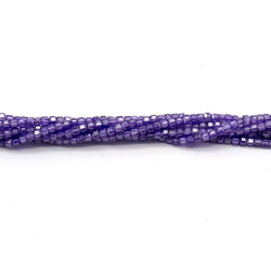 Циркон цвет темный аметист кубик 2.5*2.5 мм