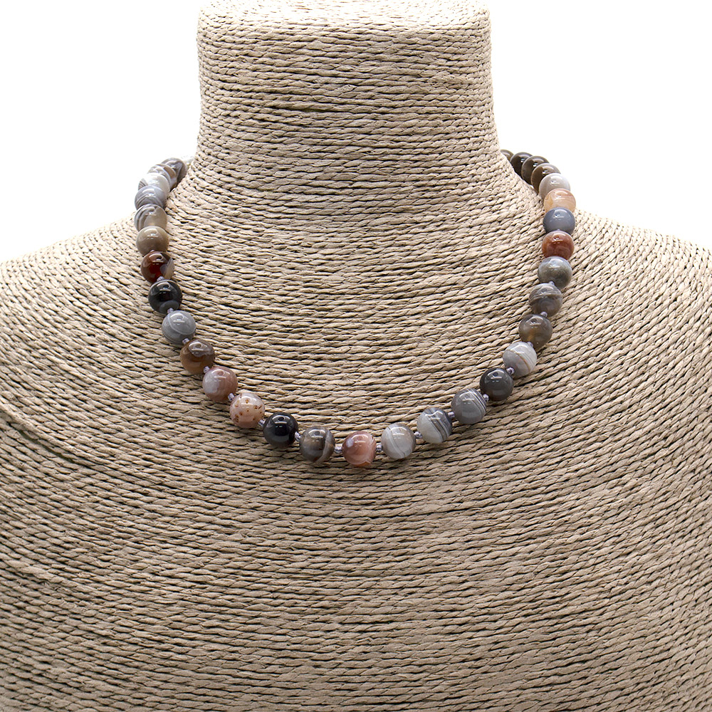 Фото товара бусы из агата ботсвана 10 мм шар