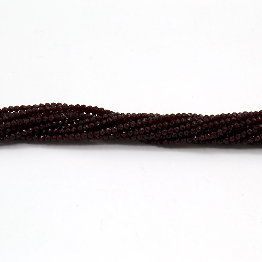 Фото товара шпинель синтетическая цвет гранатовый 2 мм грань