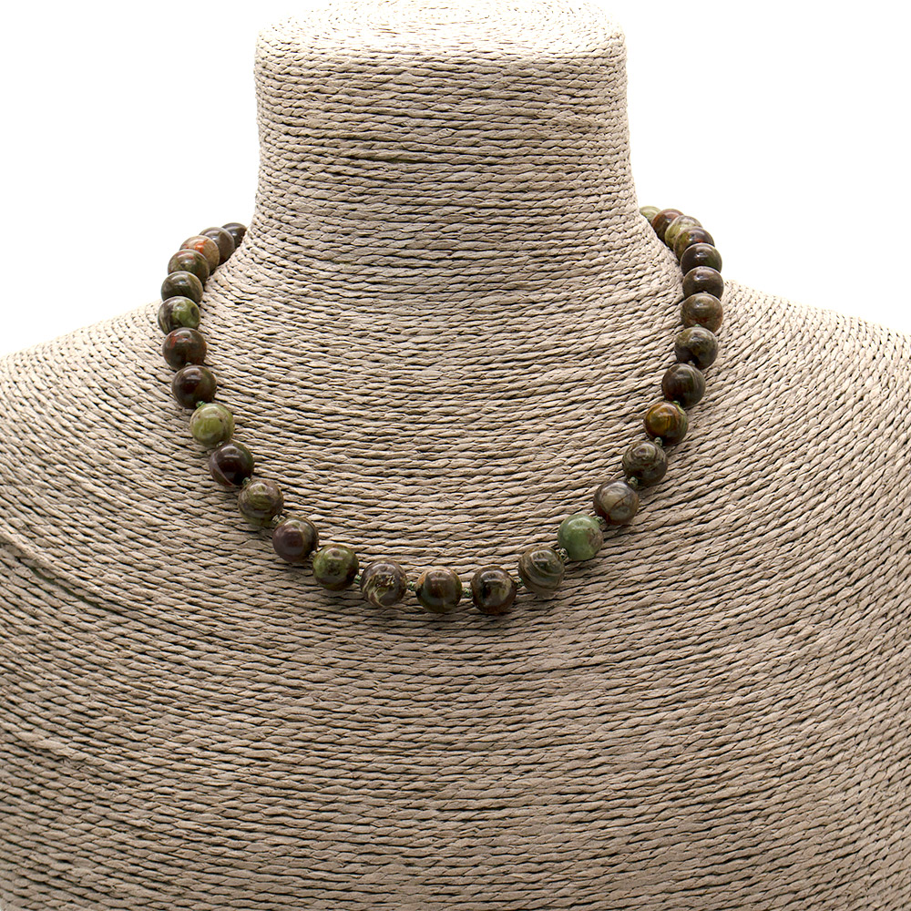 Фото товара бусы из яшмы пейзажной 10 мм