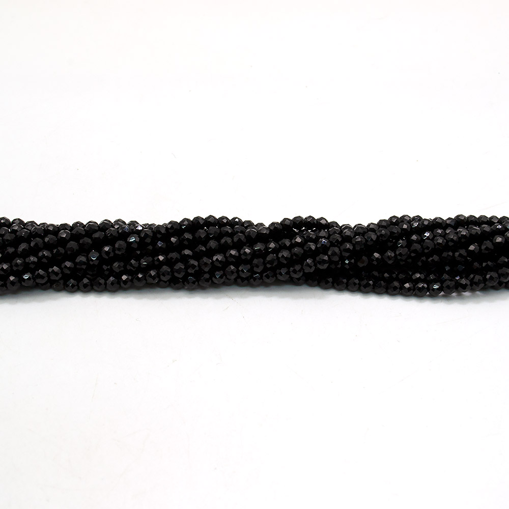 Фото товара ювелирное стекло цвет черный в.с. шар 3 мм грань