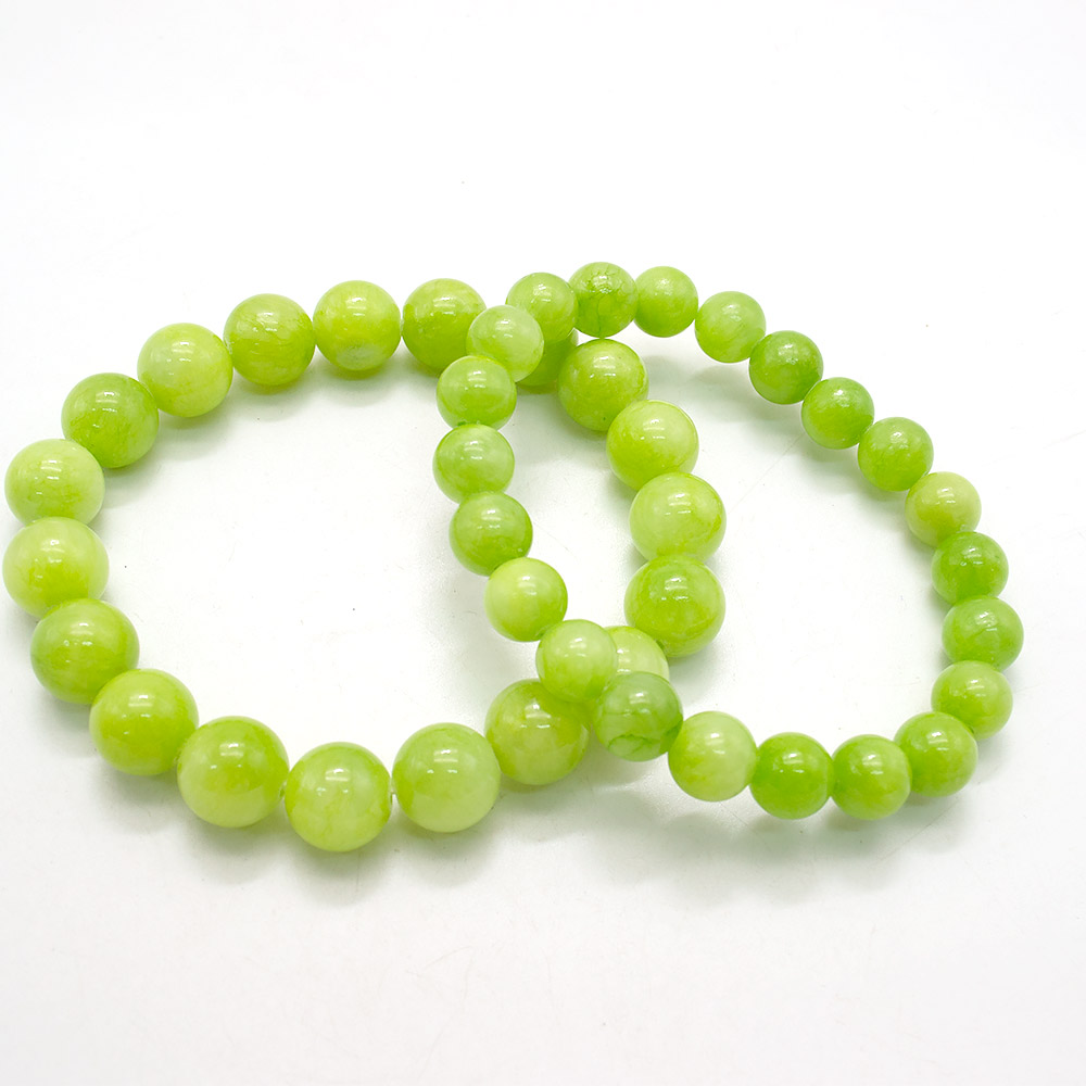 Фото товара браслет из кальцита тонированного ярко-зеленым шар