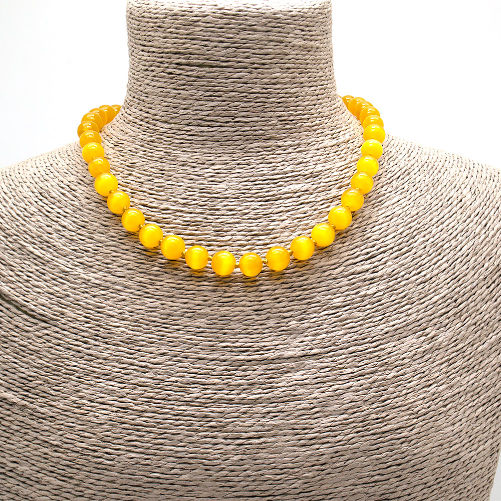 Фото товара бусы из кошачьего глаза имитации цвет медовый шар