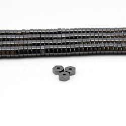 Гематит разделитель шестиугольный 5*2 мм