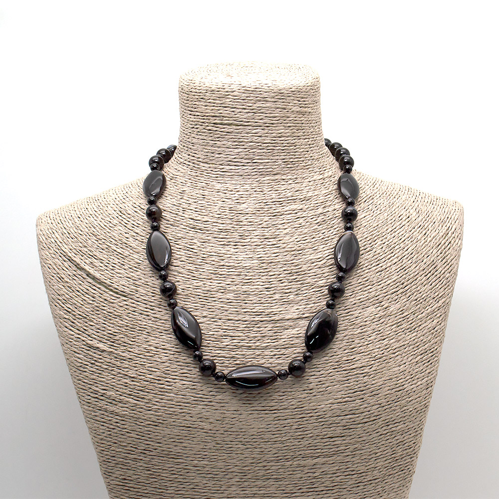 Фото товара бусы из агата черного таблетка вытянутая 30*15 мм