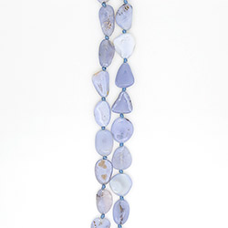 Сапфирин галтовка крупная плоская