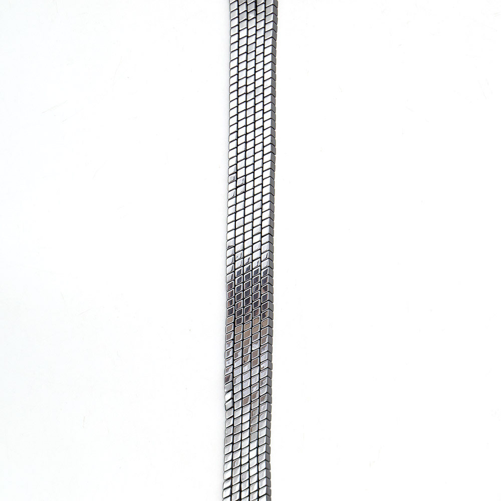 Фото товара гематит стрелка объемная 6*4мм