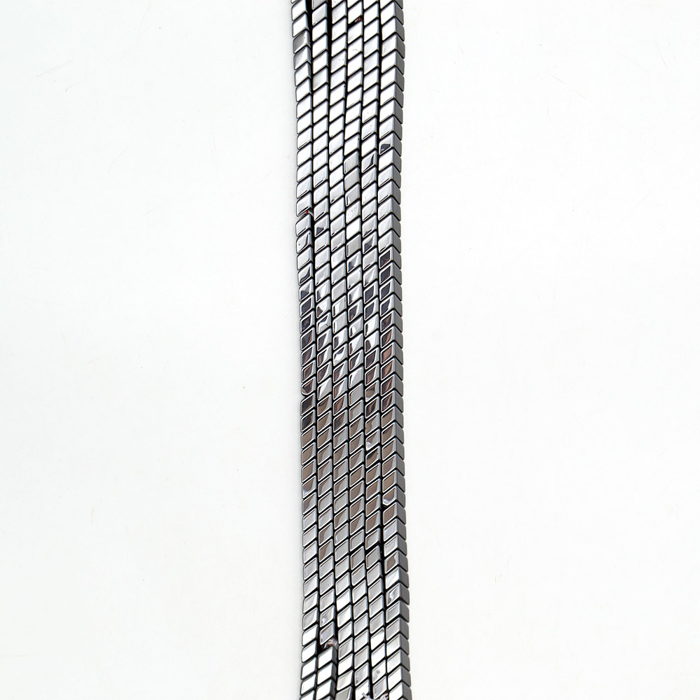 Фото товара гематит стрелка объемная 8*5мм