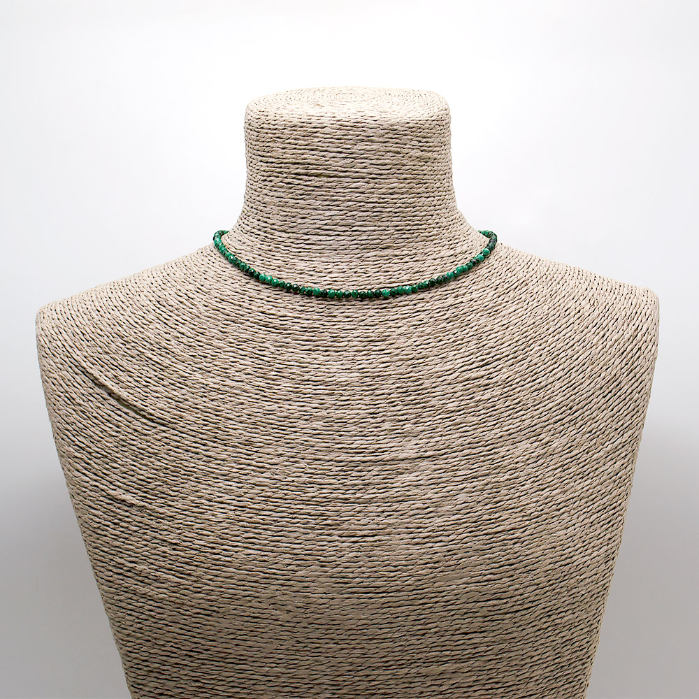 Бусы-чокер из малахита натуры 3 мм грань