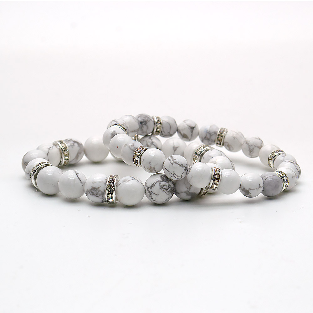 Браслет из кахолонга с фурнитурой "Стразы"