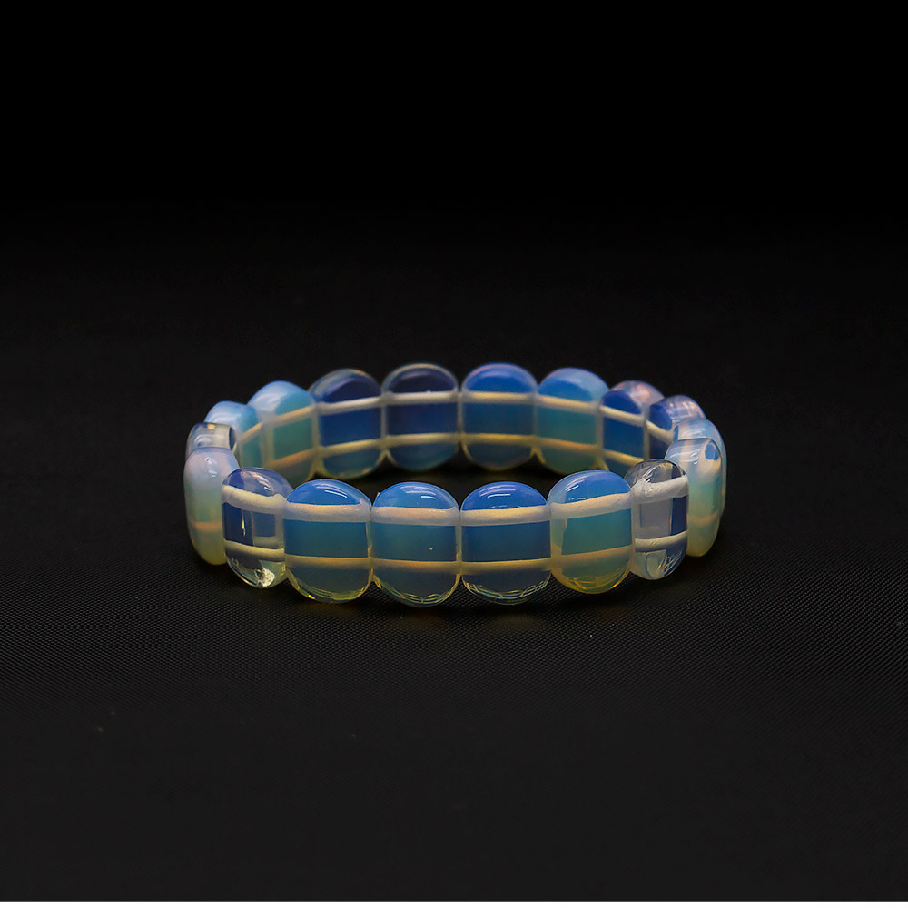 Браслет из лунного имитации 13*10 мм