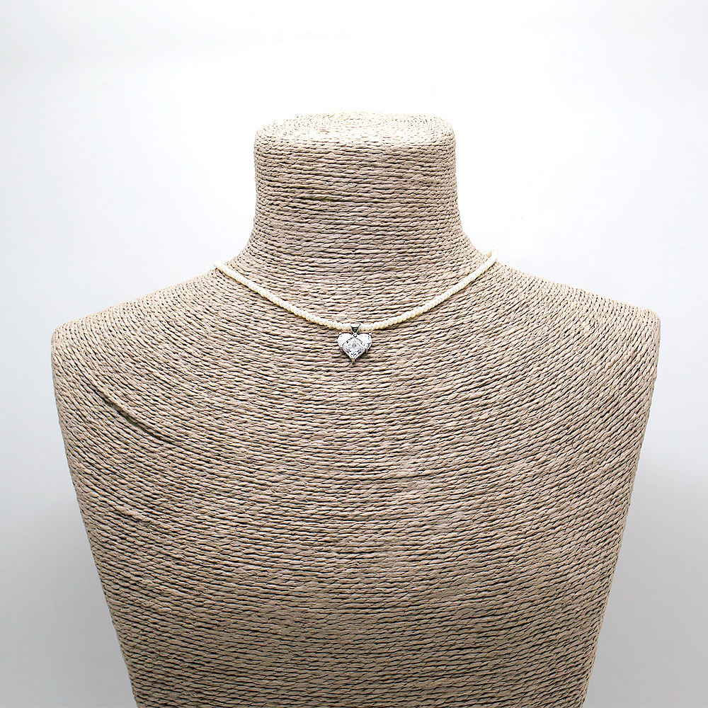 Фото товара чокер из майорки 3 мм с подвеской "сердце" 38 см