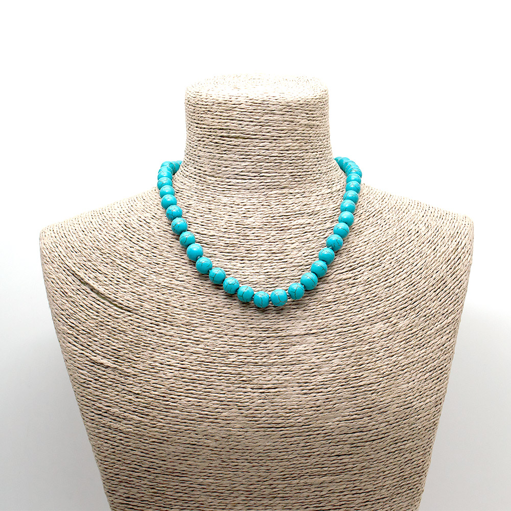 Фото товара бусы из говлита тонированного 10 мм