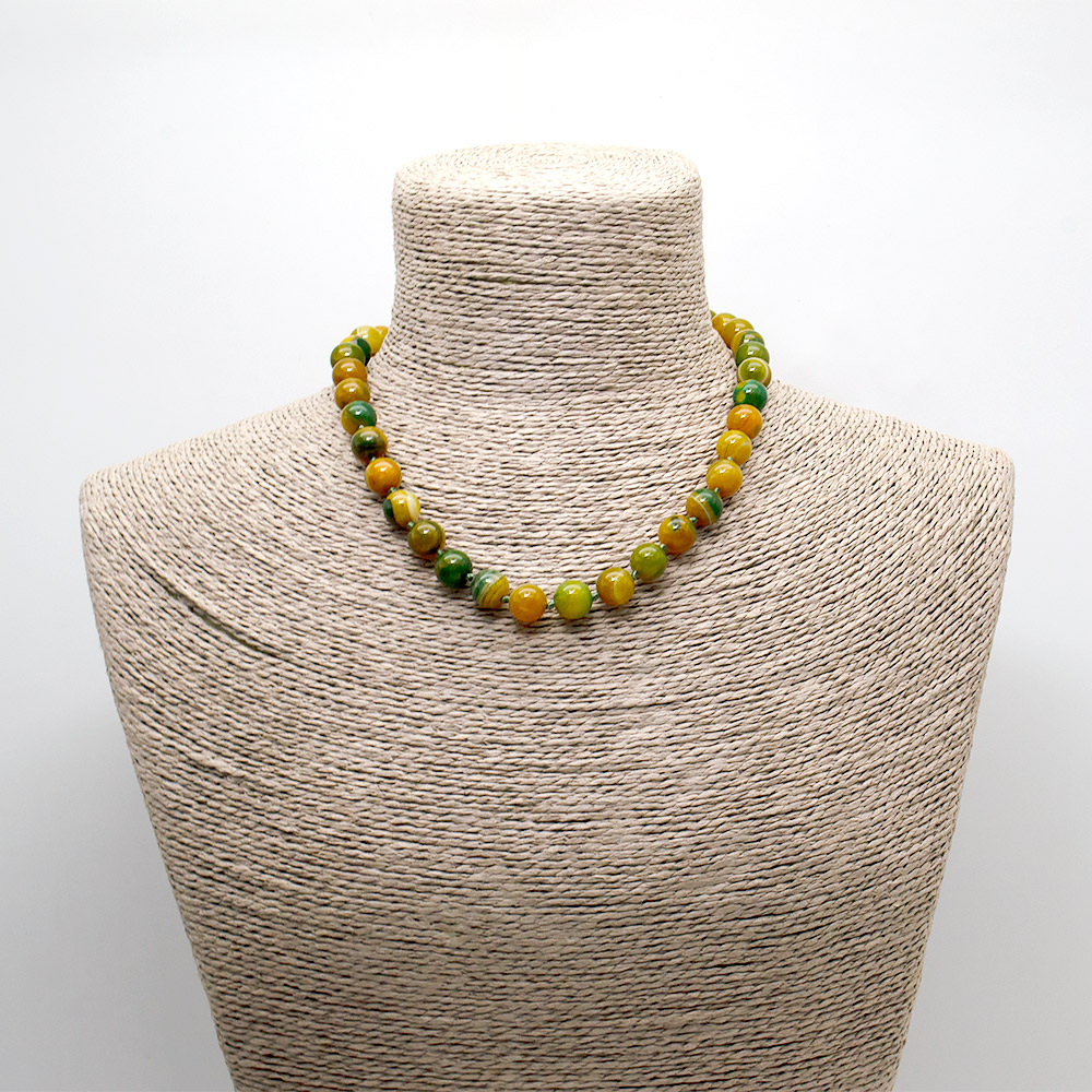 Фото товара бусы из агата цвет желто-зеленый шар