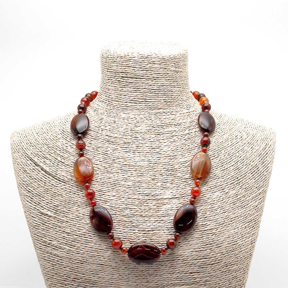 Фото товара бусы из сердолика темного таблетка овальная 30*20 мм