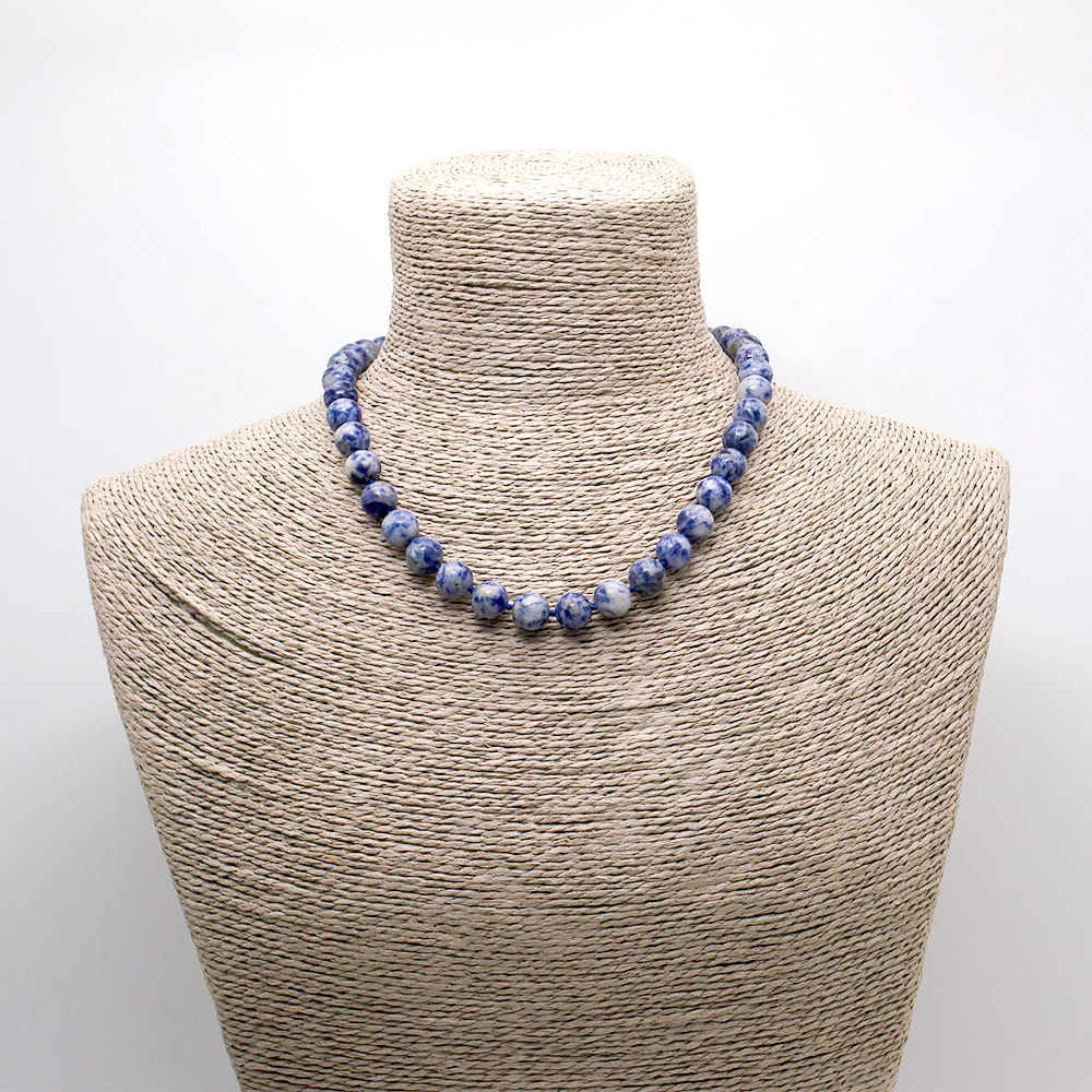 Фото товара бусы из содалита светлого шар 10 мм