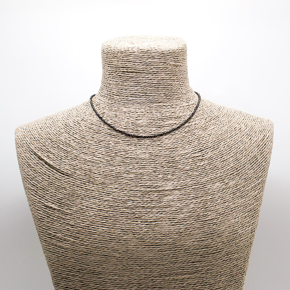 Бусы-чокер из циркона цвет черный хамелеон 2мм грань