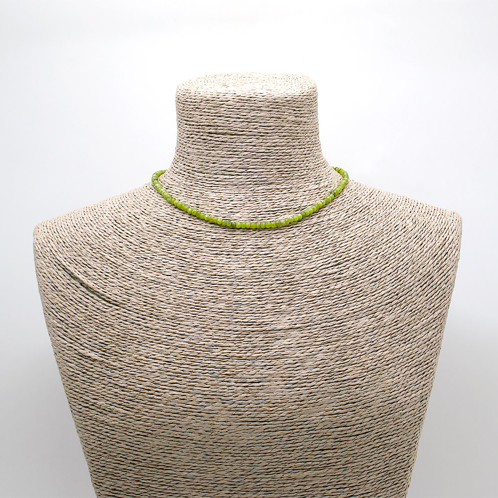 Фото товара бусы-чокер из нефрита рондоль 4*3 мм грань